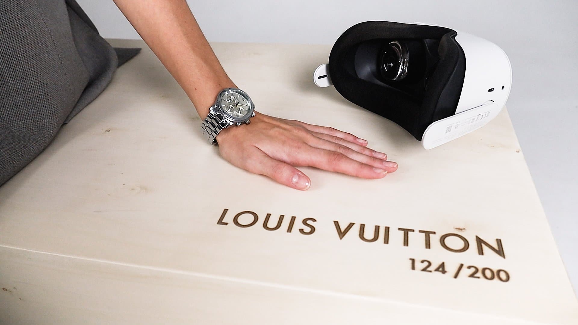 Louis Vuitton Akoro NFT