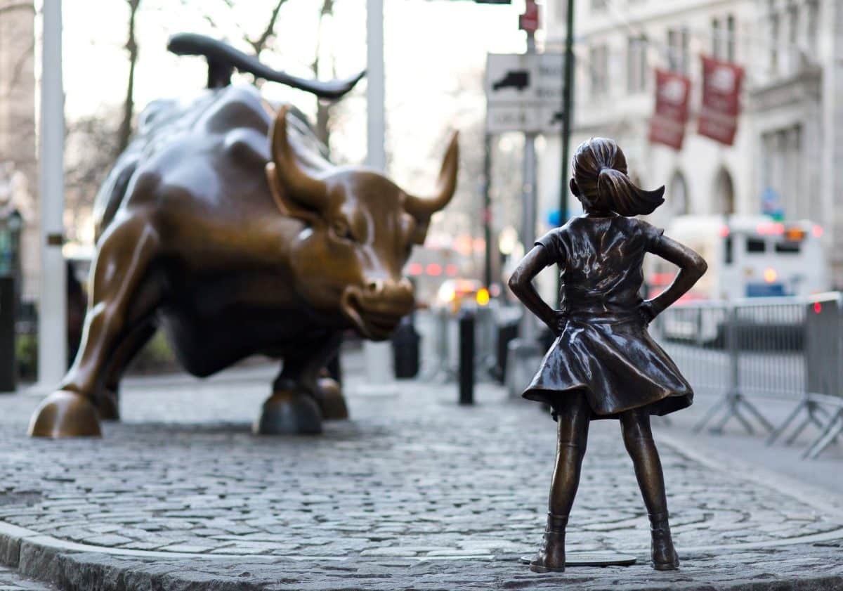 Image of Fearless Girl bronze statue in New York NFT