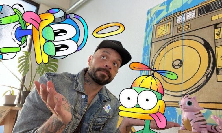 Artist FrankyNines surrounded by SupDucks