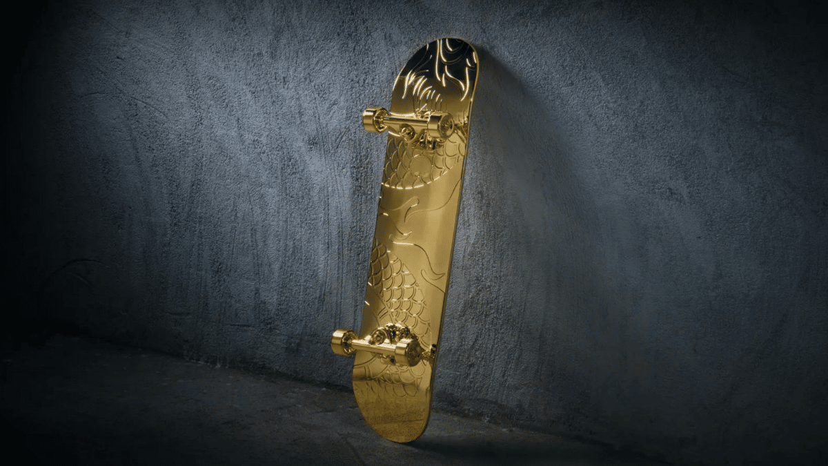 a picture of Azukis golden skate board