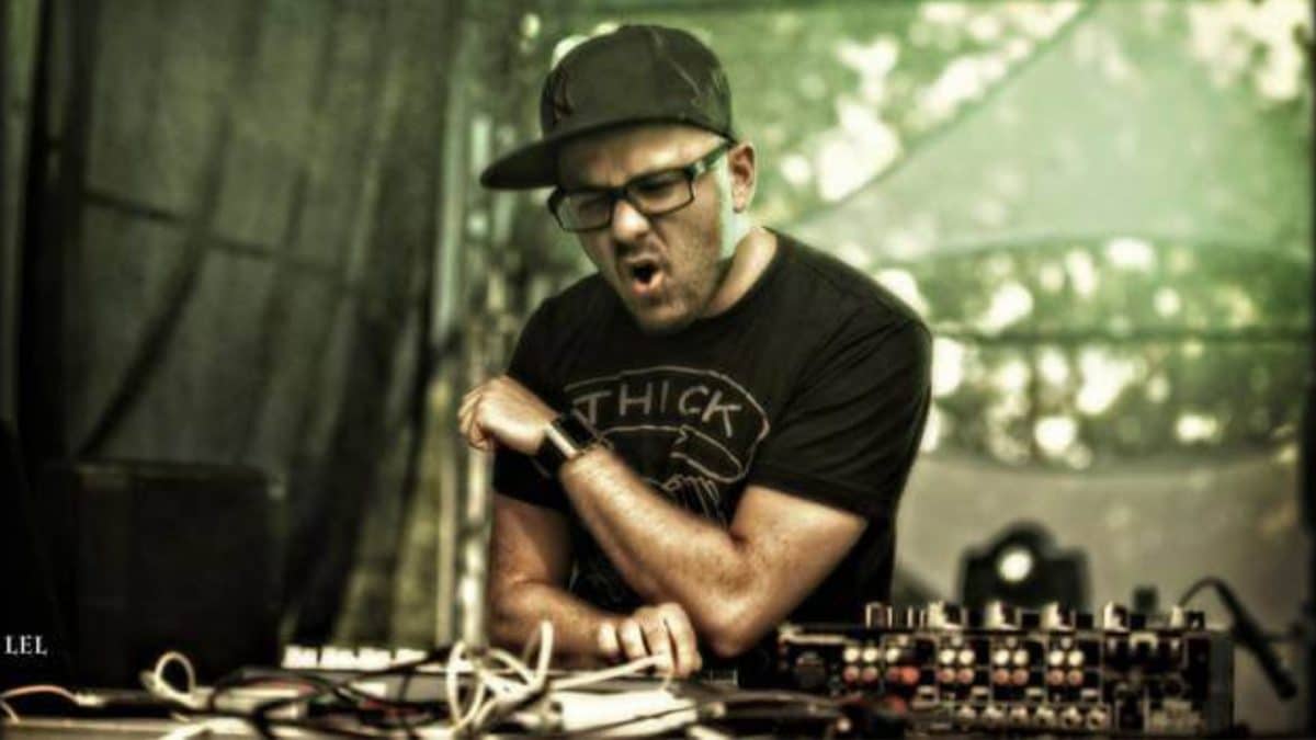 a picture of Slovenian DJ Gramatik