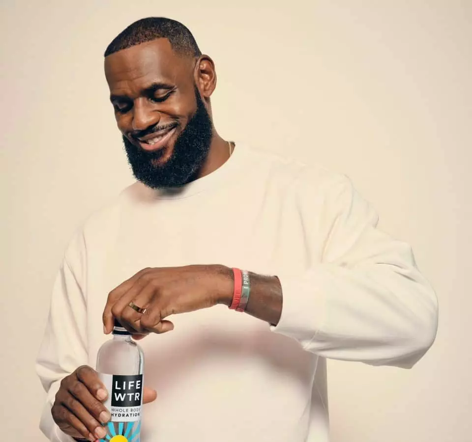 image of NBA player LeBron James with a bottle of water