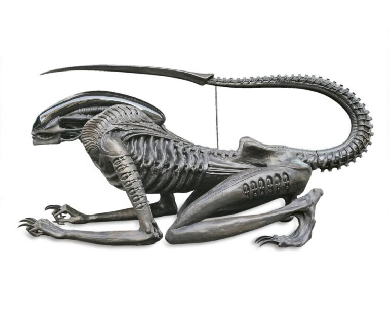 An image of the Xenomorph scultpure that served as an inspiration for the Alien Series.