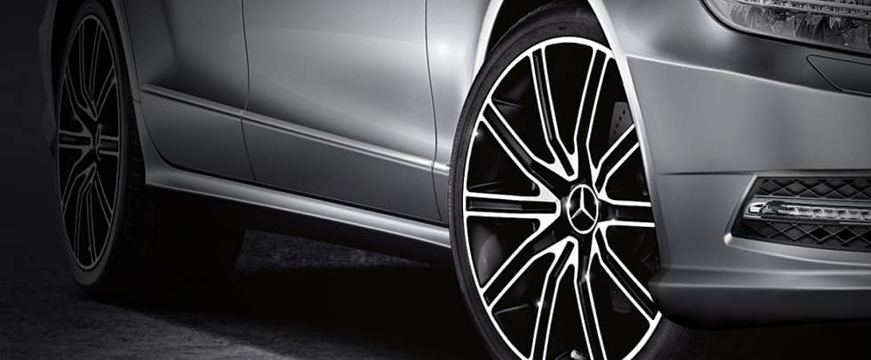 Image of a wheel from a mercedes benz car